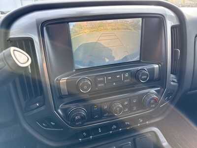 2018 Chevrolet 1500 Crew Cab, $25990. Photo 12