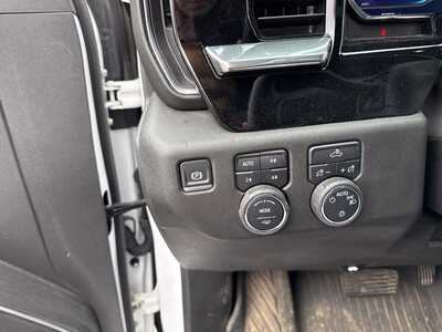 2025 Chevrolet 1500 Crew Cab, $40990. Photo 10