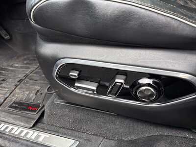 2022 Jeep Grand Cherokee L, $35990. Photo 9