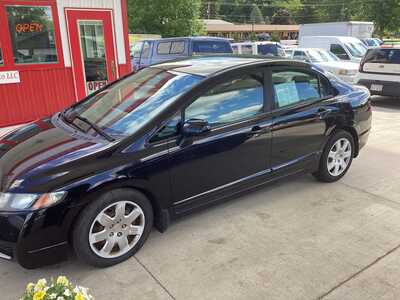 2009 Honda Civic, $6995. Photo 2