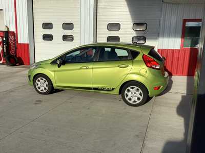 2013 Ford Fiesta, $5595. Photo 2