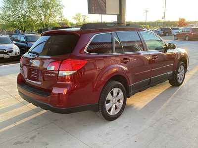 2012 Subaru Outback, $7895. Photo 4