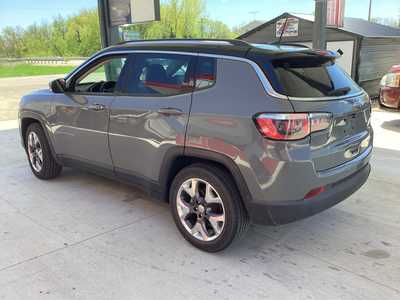 2020 Jeep Compass, $14295. Photo 2