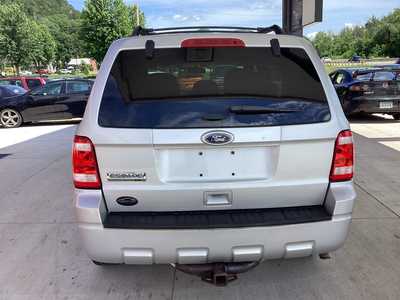 2011 Ford Escape, $6295. Photo 4