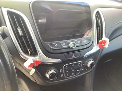 2020 Chevrolet Equinox, $13995. Photo 12