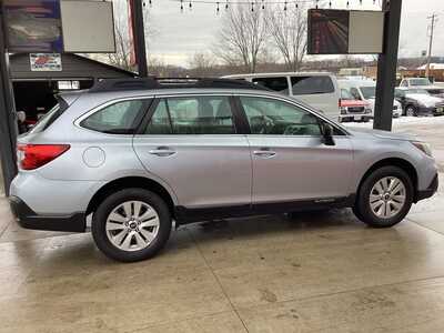 2019 Subaru Outback, $18695. Photo 6