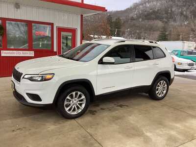2020 Jeep Cherokee, $16995. Photo 1