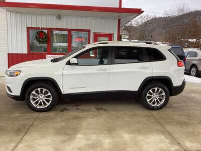 2020 Jeep Cherokee, $16995. Photo 2