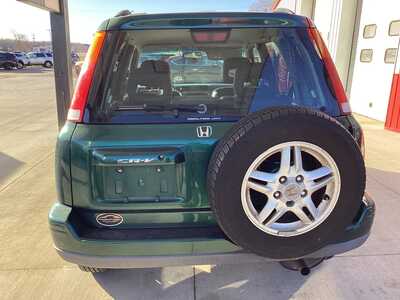 2000 Honda CR-V, $3995. Photo 4