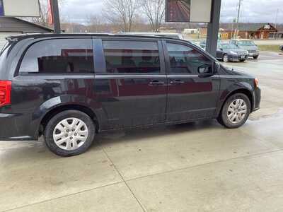 2018 Dodge Caravan, Grand, $10695. Photo 6