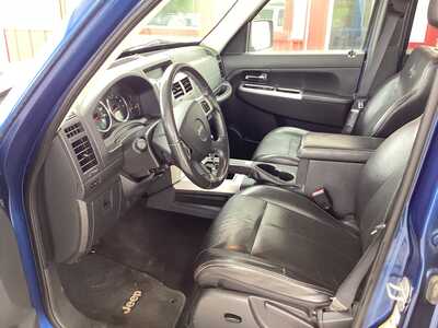 2010 Jeep Liberty, $6295. Photo 9