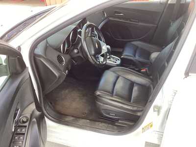 2016 Chevrolet Cruze, $5995. Photo 9