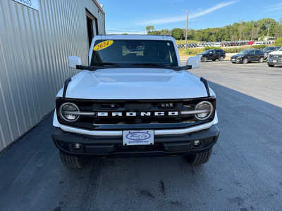 2024 Ford Bronco, $49694. Photo 3