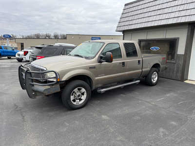 2004 Ford F250 Crew Cab, $10671. Photo 4