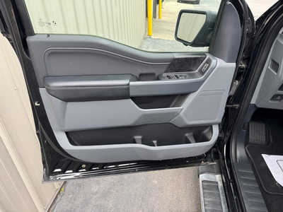 2022 Ford F150 Crew Cab, $37523. Photo 7