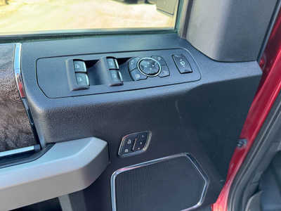 2017 Ford F350 Crew Cab, $46704. Photo 8