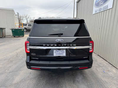 2022 Ford Expedition Max, $46999. Photo 4