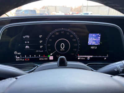 2021 Cadillac Escalade, $69995. Photo 10