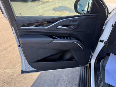 2021 Cadillac Escalade, $69995. Photo 7