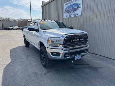 2019 RAM 3500 Crew Cab, $40000. Photo 5