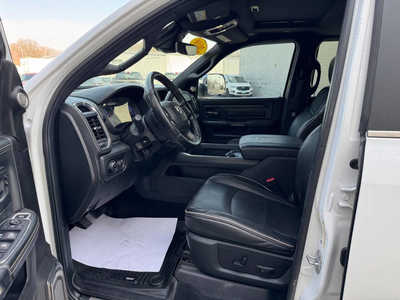 2019 RAM 3500 Crew Cab, $40000. Photo 9