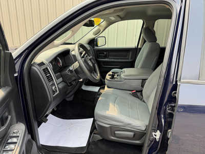 2013 RAM 1500 Crew Cab, $13799. Photo 9