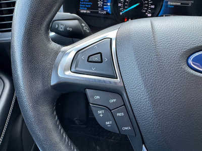 2022 Ford Edge, $23734. Photo 12