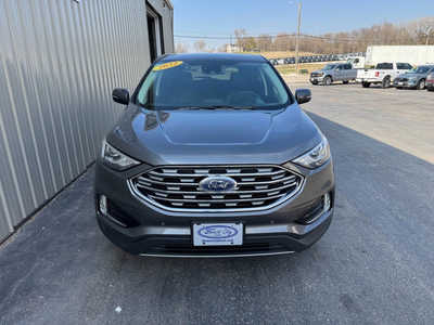 2022 Ford Edge, $23734. Photo 3