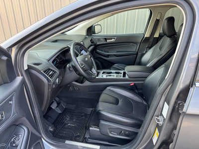 2022 Ford Edge, $23734. Photo 9