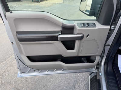2020 Ford F150 Crew Cab, $30291. Photo 7