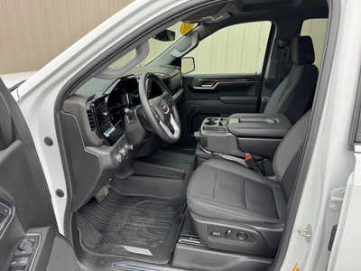 2023 GMC 1500 Ext Cab, $44939. Photo 9