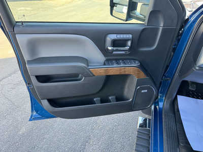 2015 Chevrolet 1500 Crew Cab, $22499. Photo 7