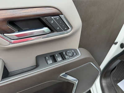 2023 GMC 1500 Crew Cab, $43999. Photo 8