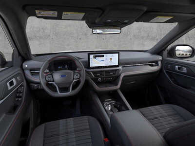 2025 Ford Explorer, $53055. Photo 9