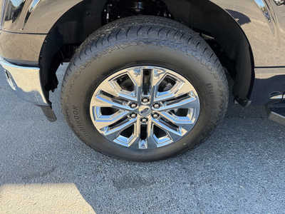 2025 Ford F150 Crew Cab, $69405. Photo 7