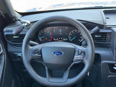 2021 Ford Explorer, $16756. Photo 11