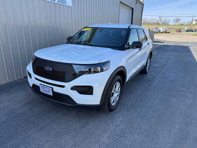 2021 Ford Explorer, $16756. Photo 2