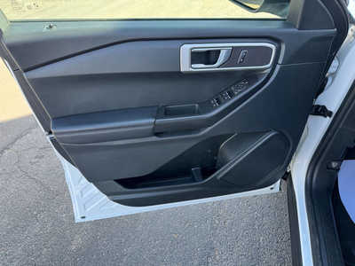 2021 Ford Explorer, $16756. Photo 7