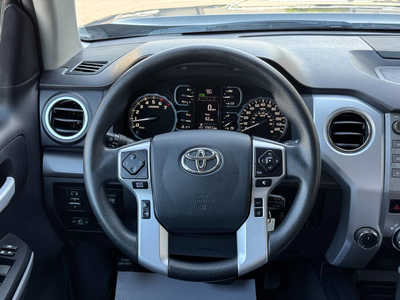 2018 Toyota Tundra Crew Cab, $37995. Photo 10