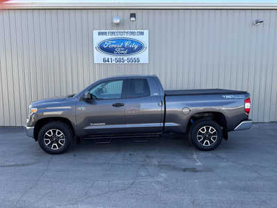 2018 Toyota Tundra Crew Cab, $37995. Photo 1