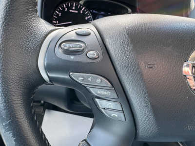 2013 Nissan Pathfinder, $0. Photo 11