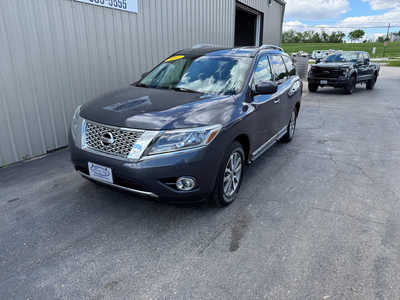 2013 Nissan Pathfinder, $0. Photo 2