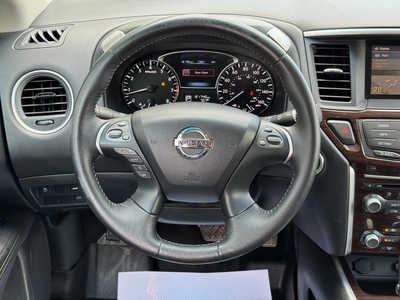 2013 Nissan Pathfinder, $0. Photo 9