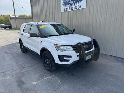 2018 Ford Explorer, $10850. Photo 5