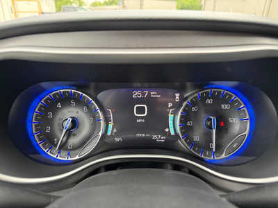 2022 Chrysler Pacifica, $0. Photo 11