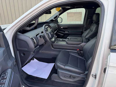 2025 Ford Expedition Max, $83990. Photo 9