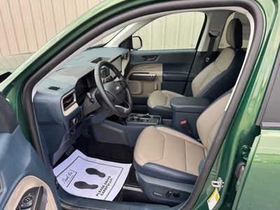 2025 Ford Maverick, $38254. Photo 9