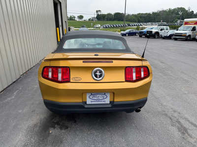 2010 Ford Mustang, $12999. Photo 5