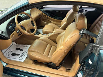 1995 Ford Mustang, $8999. Photo 10