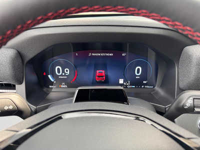 2025 Ford Explorer, $49637. Photo 11
